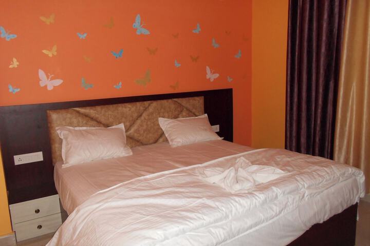Room 3 of 22