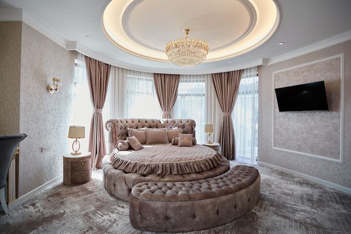 Room 46 of 93