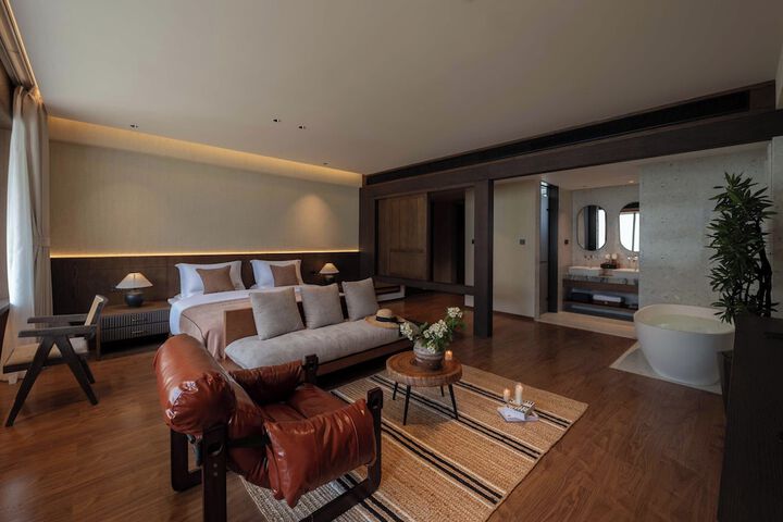 Room 54 of 99