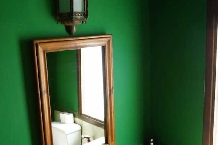 Room 37 of 46