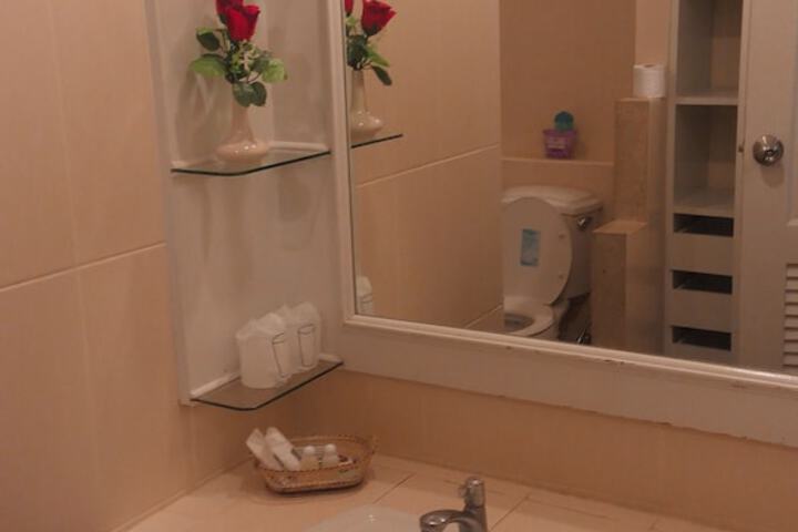 Room 25 of 52