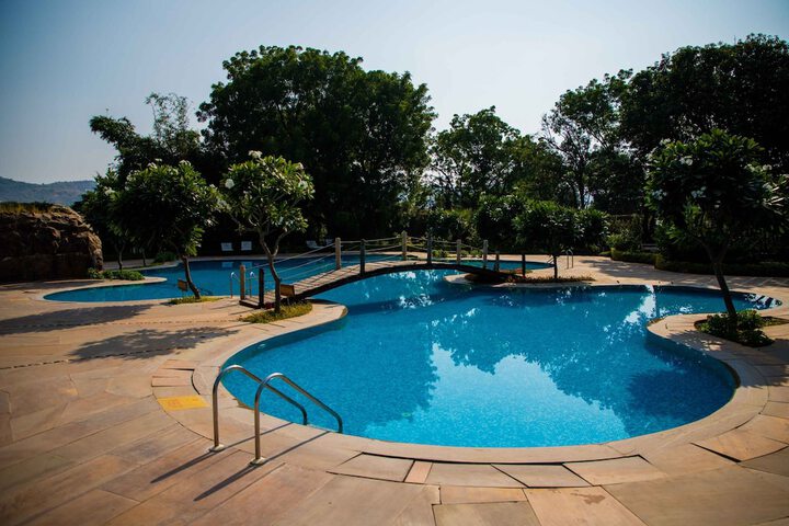 Pool 68 of 103
