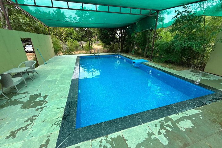 Pool 23 of 66