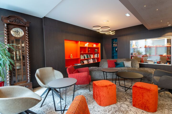Lobby sitting area