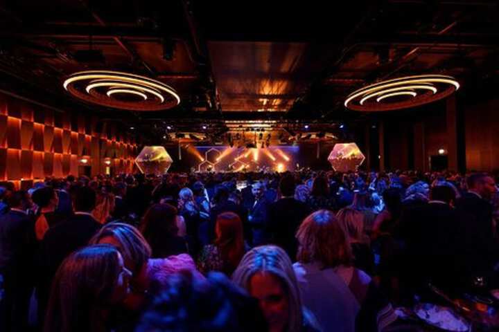 Ballroom/Hall 101 of 107