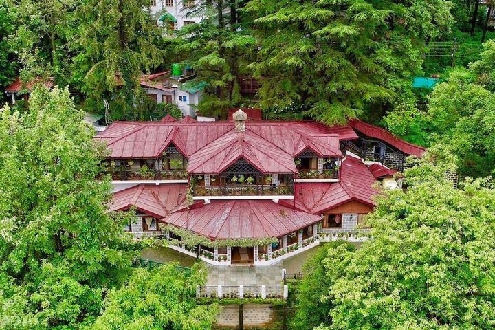 The Hive Cottage by Royal Collection in Nainital