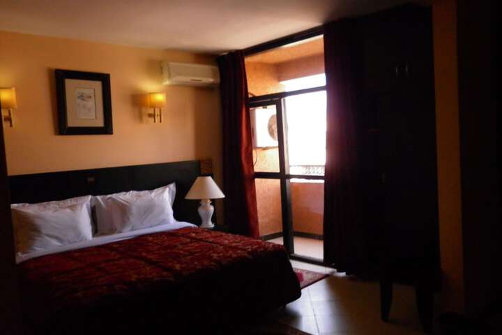 Room 8 of 41