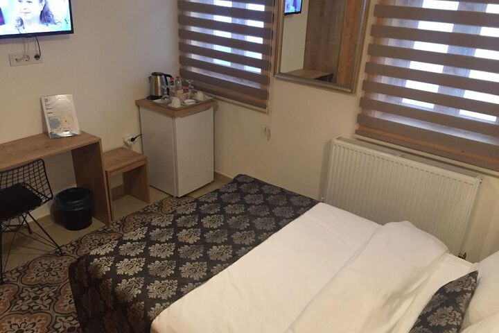 Room 30 of 62
