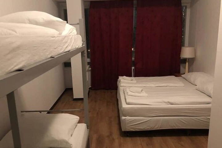 Room 23 of 150