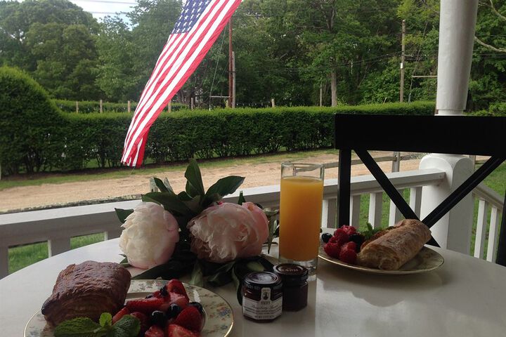 Breakfast/Coffee Service 25 of 55