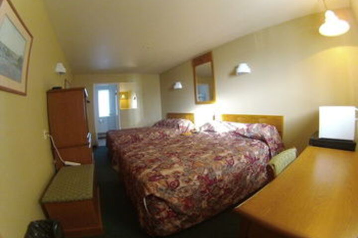 Room 17 of 35