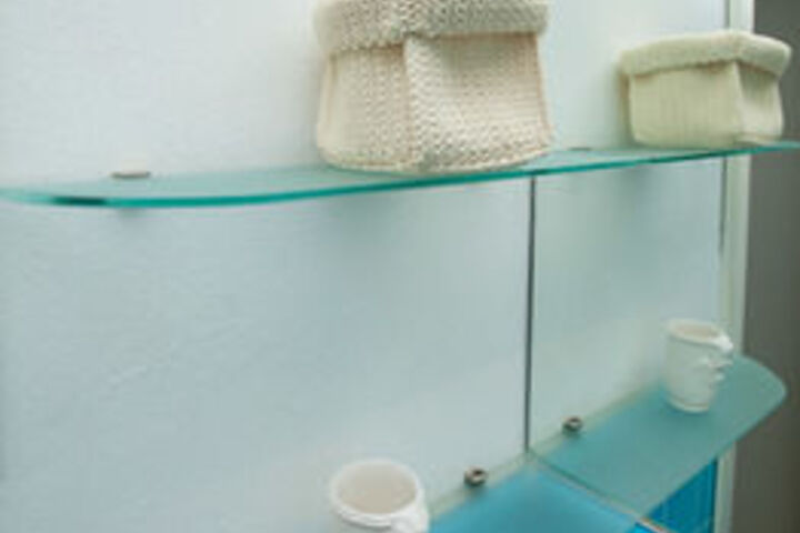 Room 2 of 173