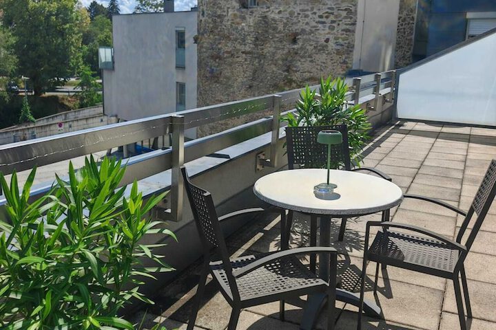 Terrace/Patio 8 of 16