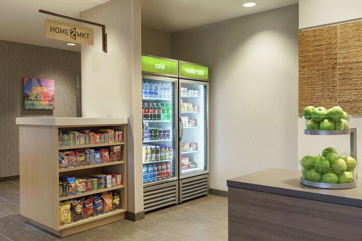 Snack bar