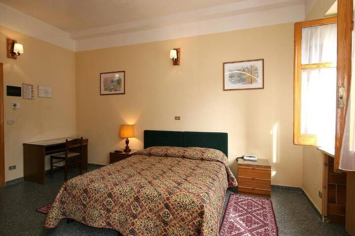 Room 22 of 57