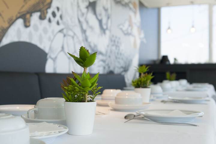 Breakfast/Coffee Service 55 of 77