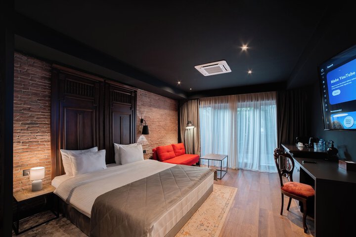 Room 48 of 127