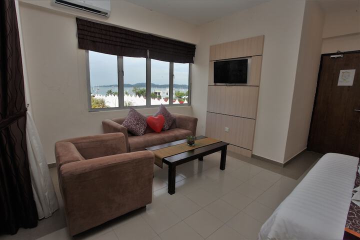 Room 5 of 30