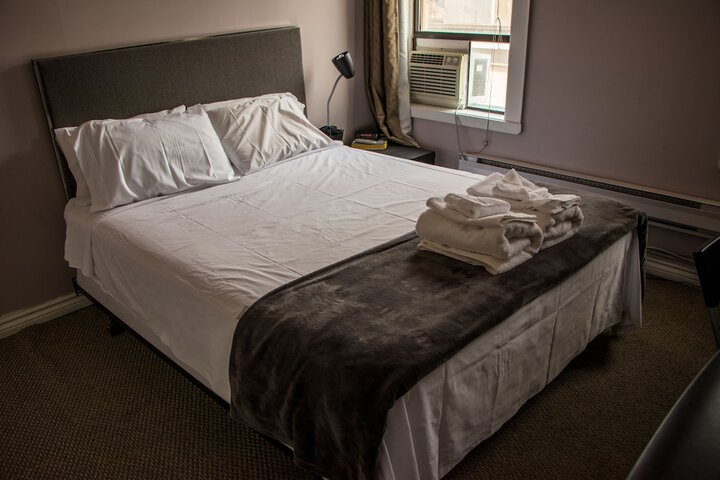 Room 34 of 58