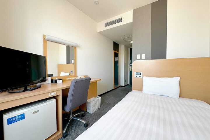 Room 9 of 44