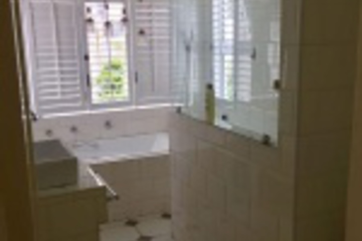 Room 54 of 216