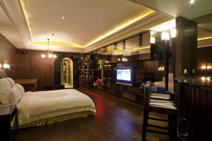 Room 19 of 55