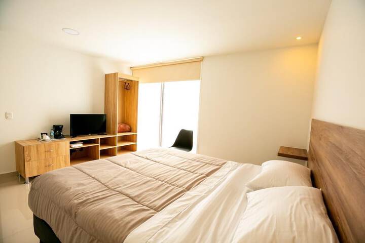 Room 4 of 20