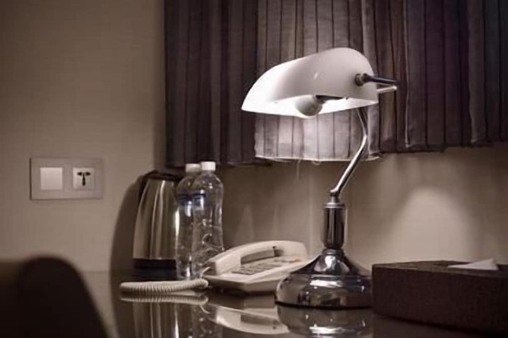 Room 23 of 53