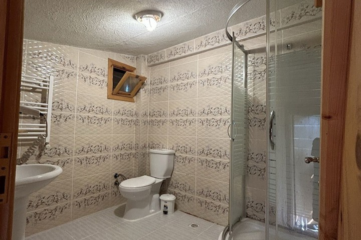 Room 13 of 31