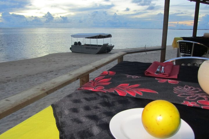 Dining 39 of 77