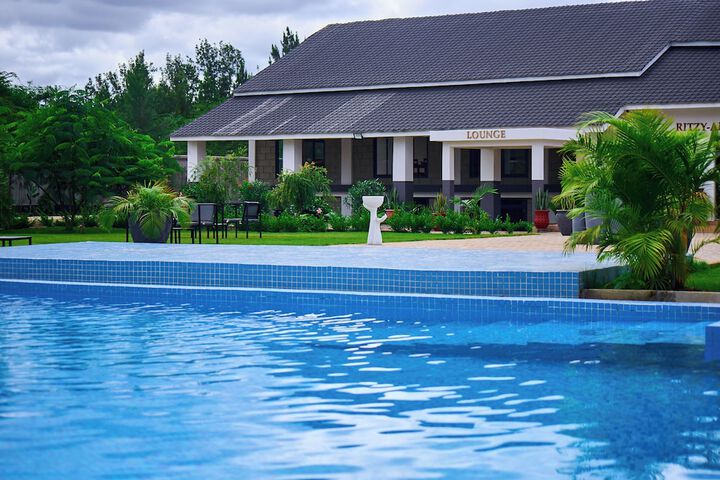 RITZY ARCADIA COTTAGES in Arusha