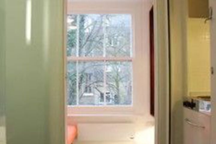 Room 5 of 23