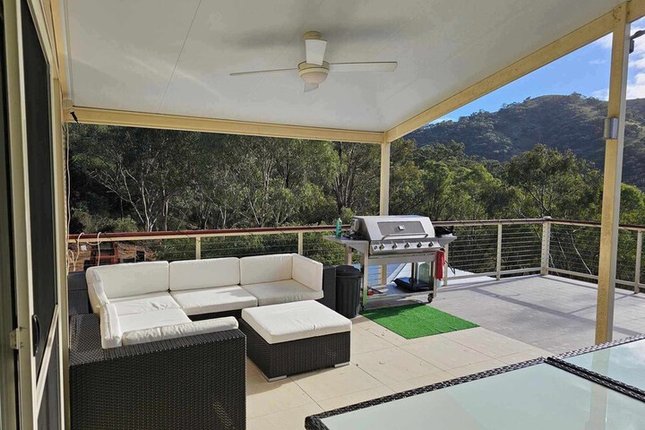 Property Grounds 50 of 56