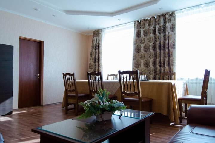 Room 28 of 54