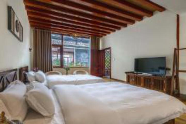 Room 21 of 23
