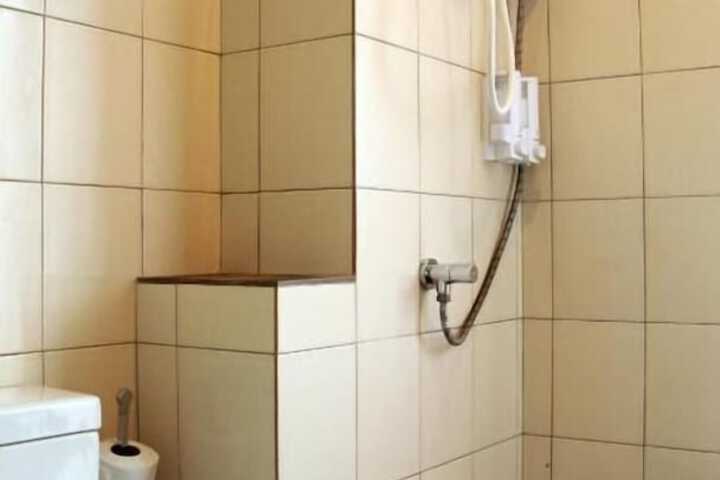 Bath Interior