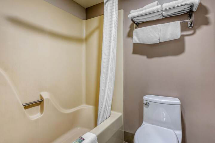 Clean Restrooms