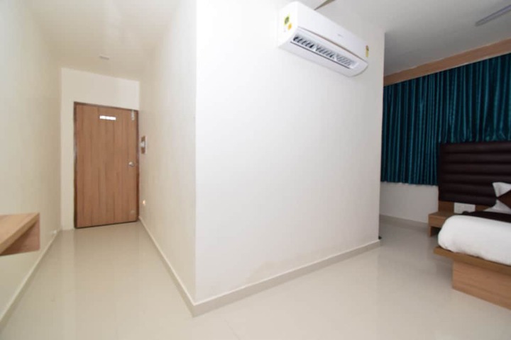 Room 42 of 56
