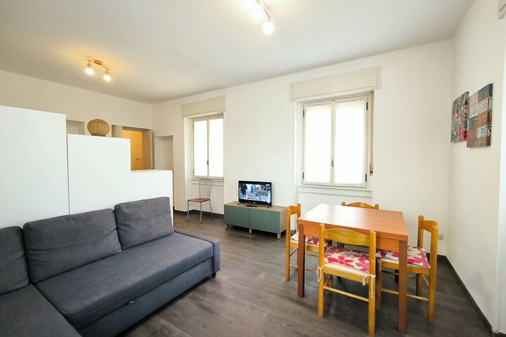 Room 12 of 20