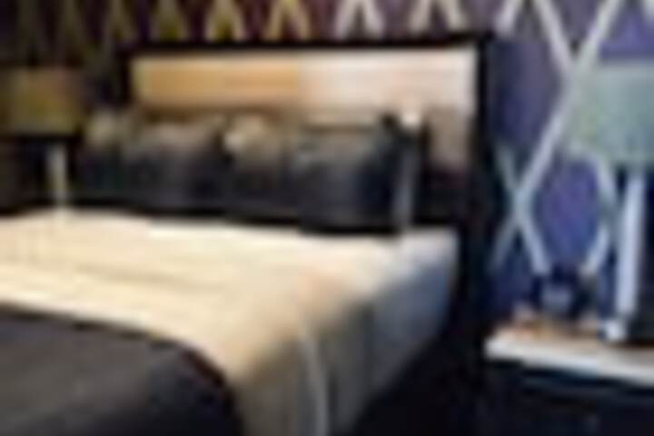 Room 62 of 285