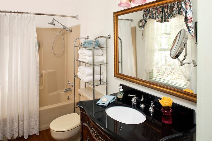 Clean Restrooms