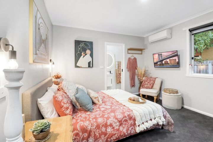 Room 4 of 39