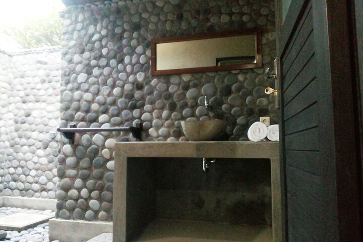 Room 19 of 121