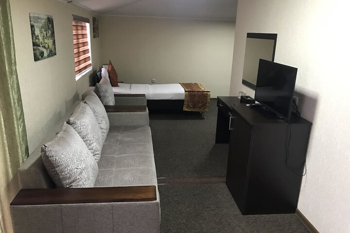 Room 3 of 35