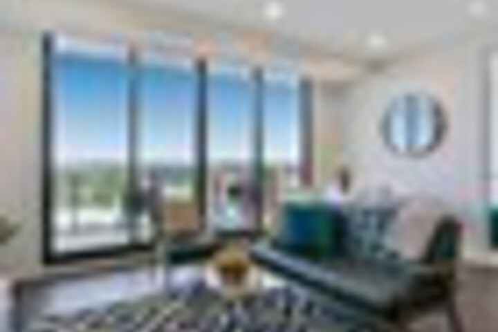 Room 32 of 87