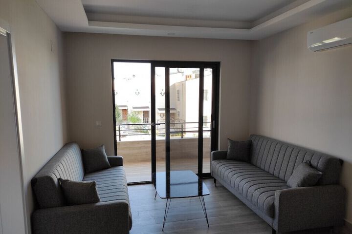 Room 4 of 15