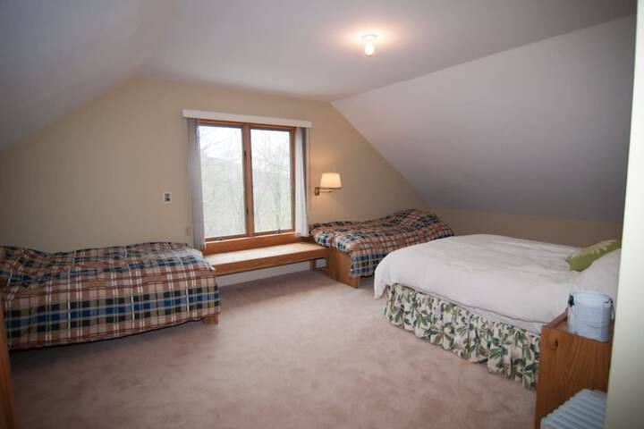 Room 6 of 87