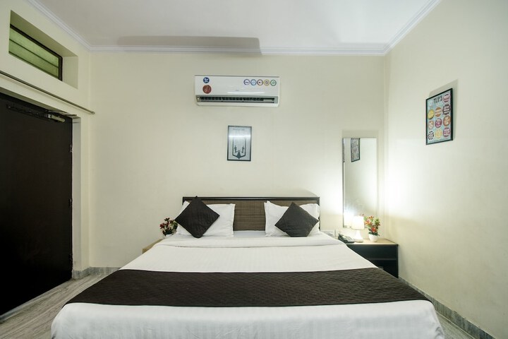 Room 30 of 60