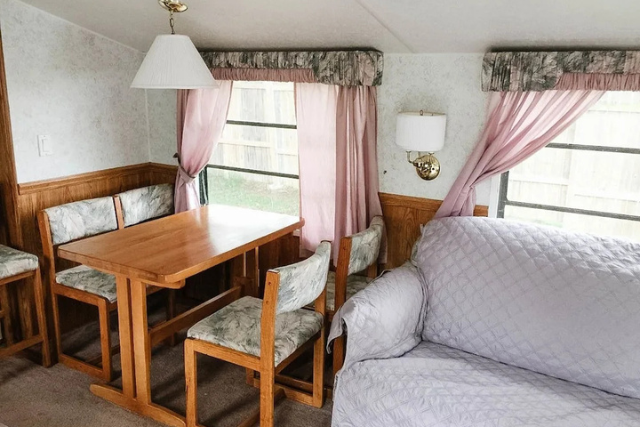 Room 5 of 20