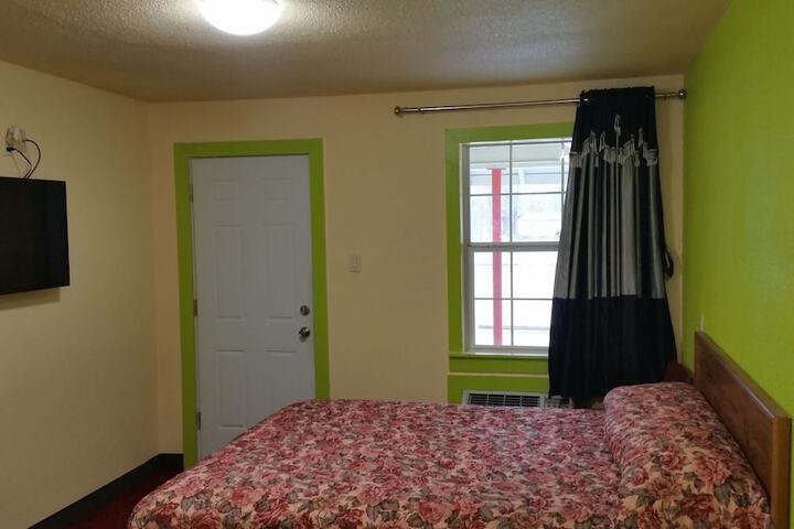Room 10 of 54